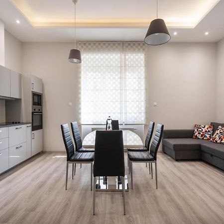 Cascade Corvin Apartment ブダペスト エクステリア 写真