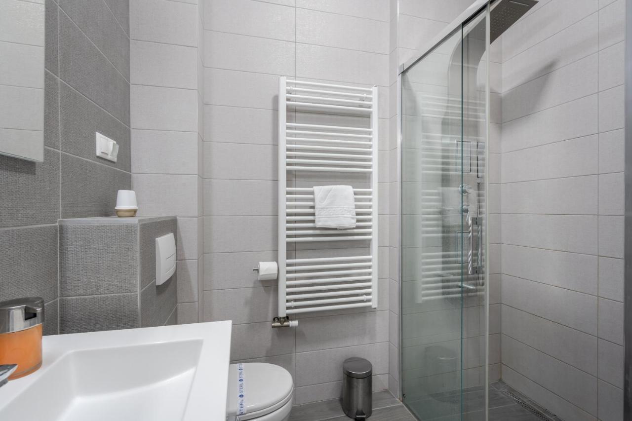 Cascade Corvin Apartment ブダペスト エクステリア 写真